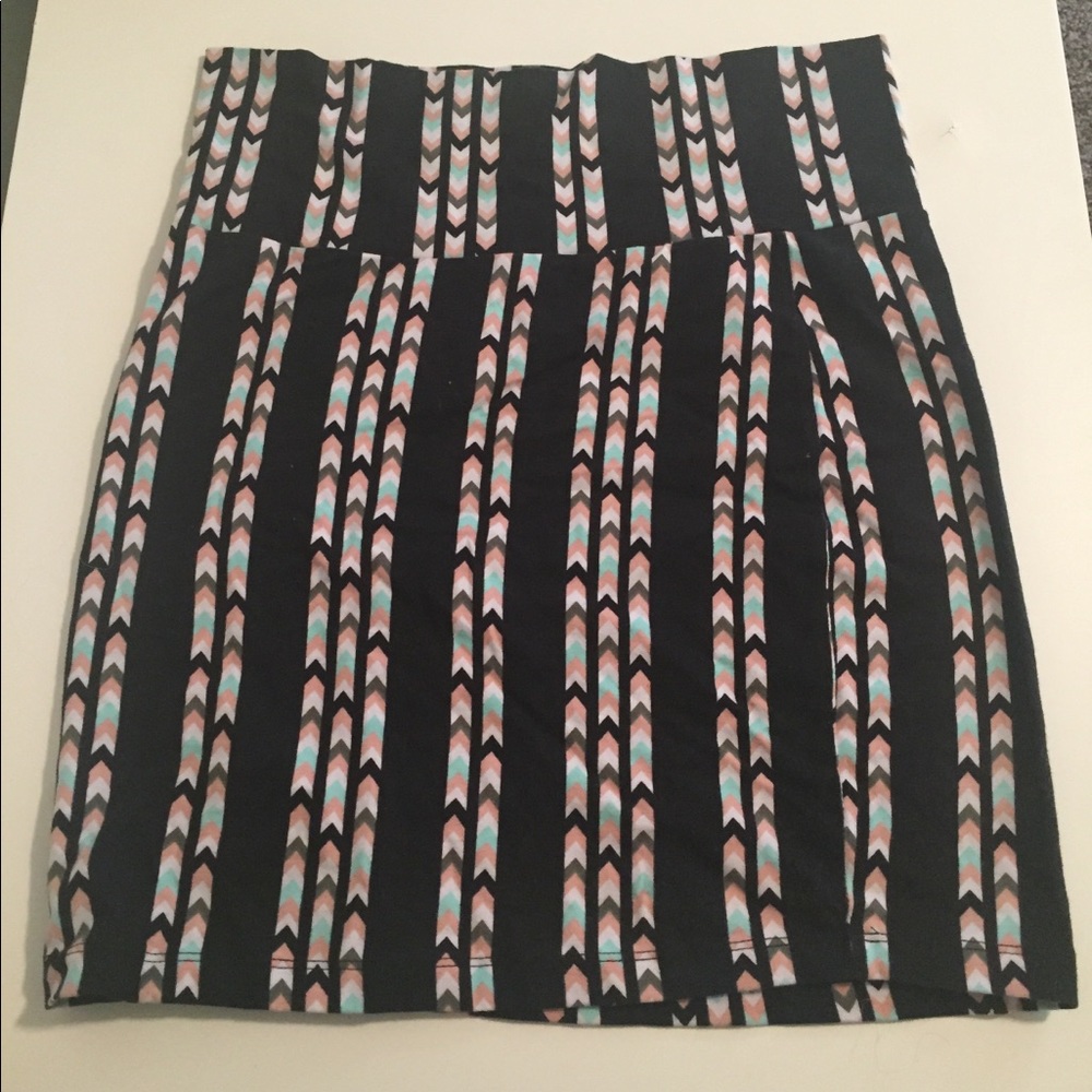 Size medium expandable stretch skirt